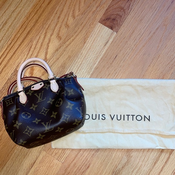 **SOLD** Louis Vuitton Nano Turenne - Picture 1 of 12